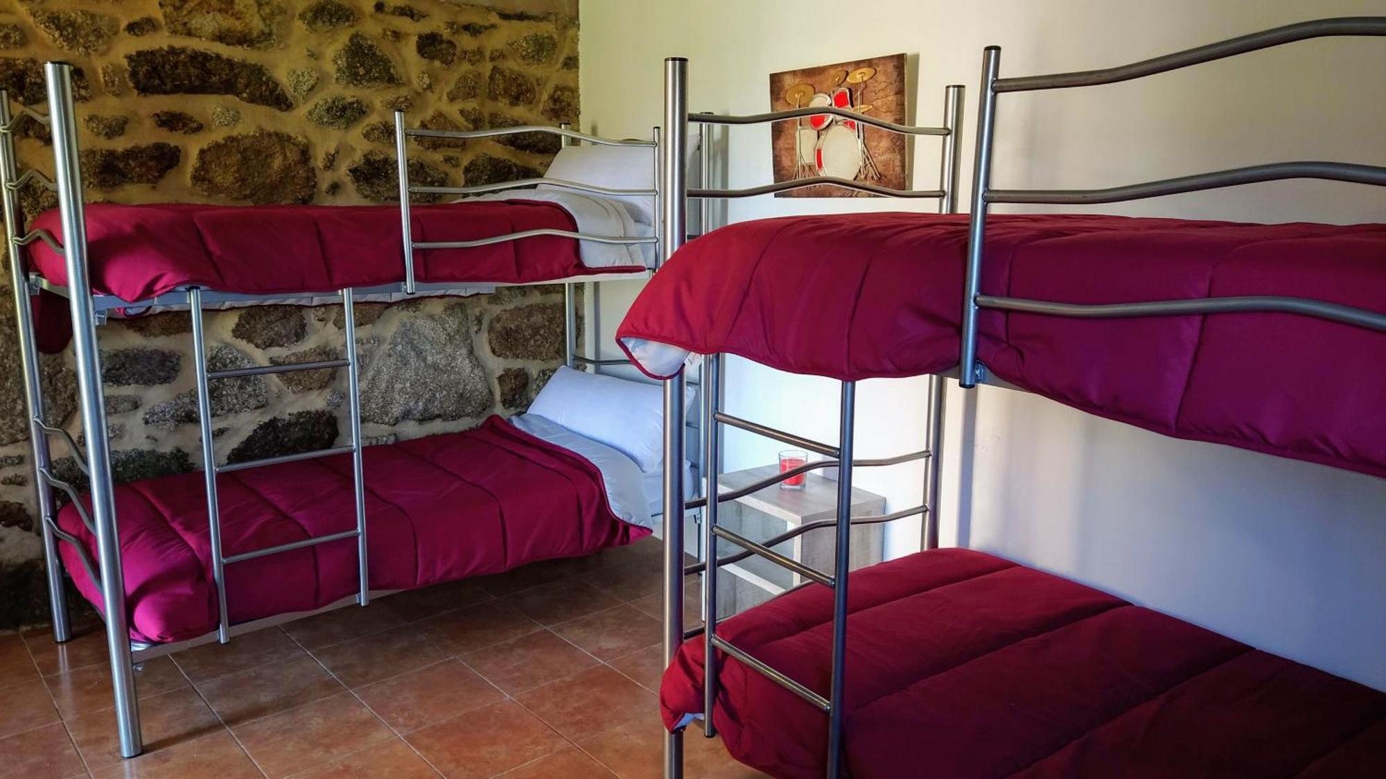 Albergue Vintecatro Caldas De Reis Eksteriør bilde