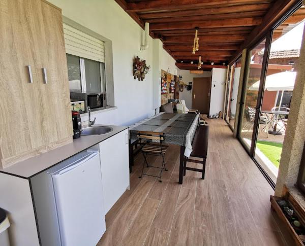 Albergue Vintecatro Caldas De Reis Eksteriør bilde